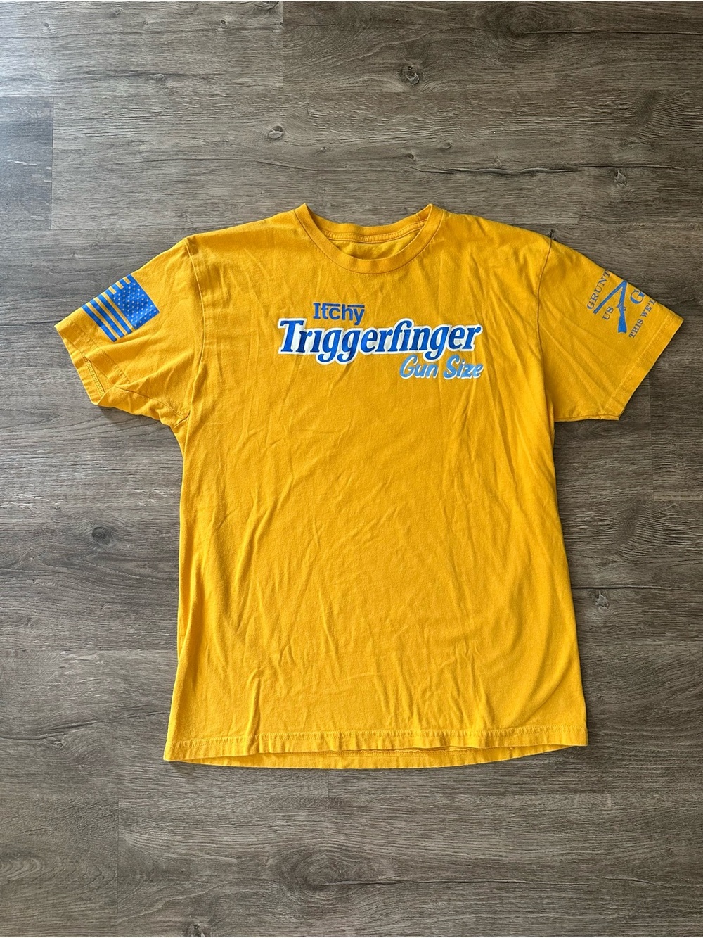 Grunt Style Itchy Triggerfinger Gun Size Graphic Tee - Men L - Yellow Blue